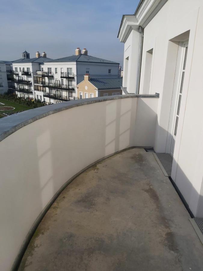 3 Room Flat In Parklane - 1,5Km Disney Serris Dış mekan fotoğraf