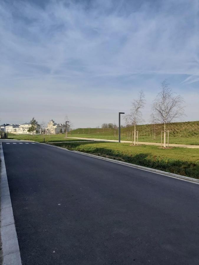 3 Room Flat In Parklane - 1,5Km Disney Serris Dış mekan fotoğraf